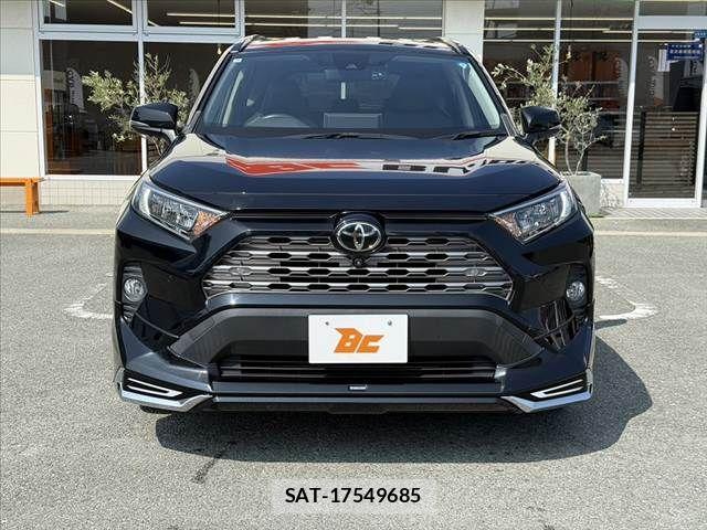 Toyota RAV4 2021-06 8146555-8