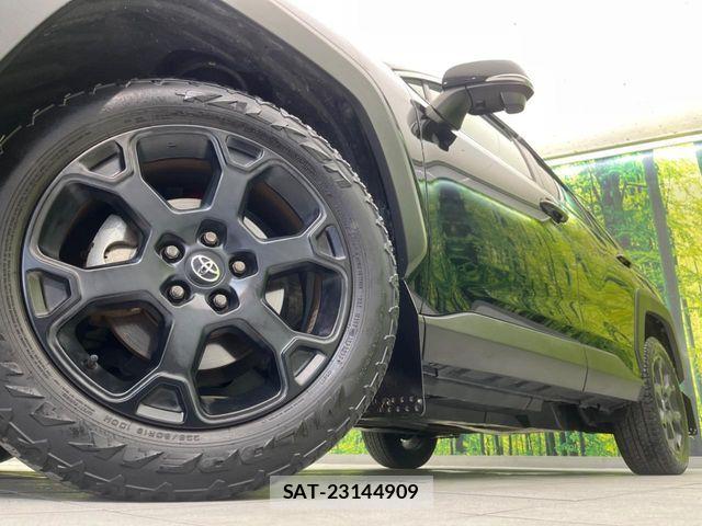 Toyota RAV4 2022-09 8146539-12