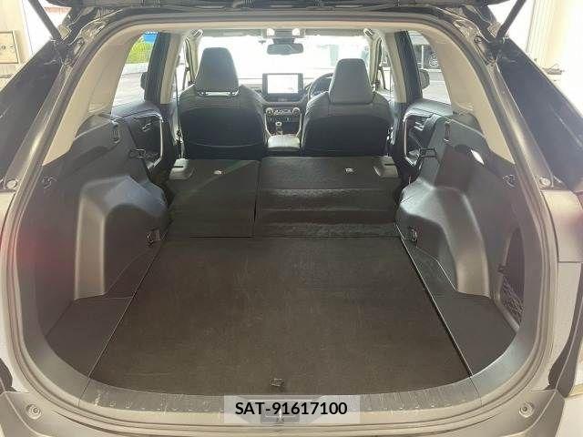 Toyota RAV4 2023-01 8146536-12