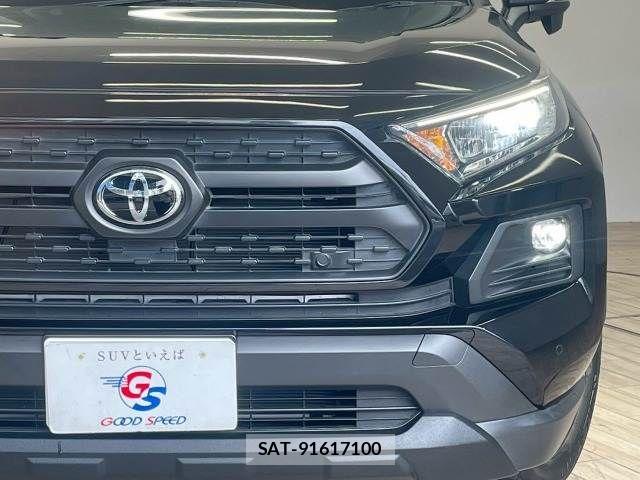 Toyota RAV4 2023-01 8146536-17