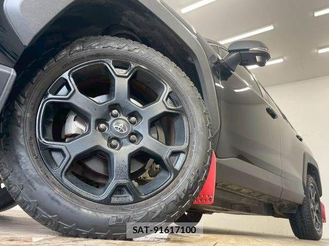 Toyota RAV4 2023-01 8146536-18