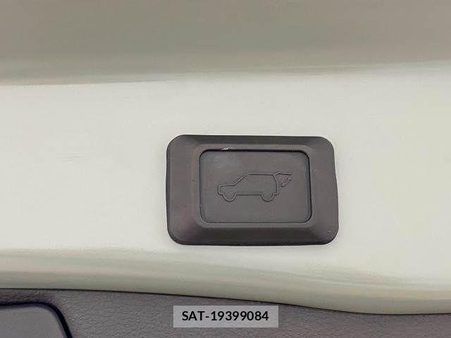 Toyota RAV4 2020-04 8146551-9