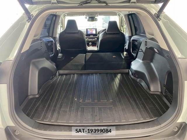 Toyota RAV4 2020-04 8146551-12