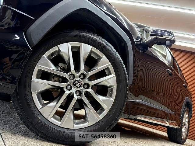 Toyota RAV4 2019-12 8146550-10