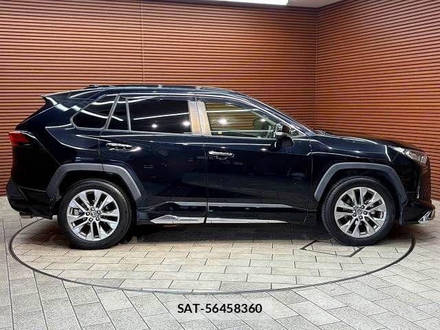 Toyota RAV4 2019-12 8146550-17