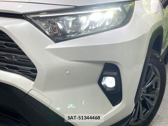 Toyota RAV4 2023-08 8146532-13