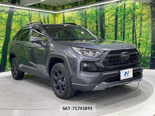 Toyota RAV4 2022-10 8159108-16