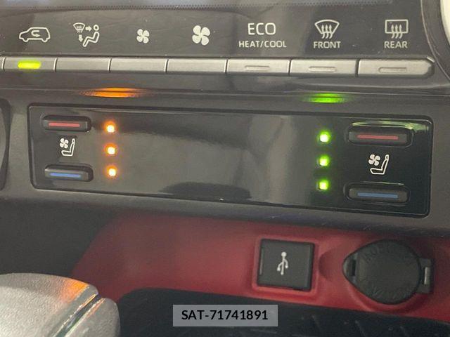 Toyota RAV4 2022-10 8159108-6