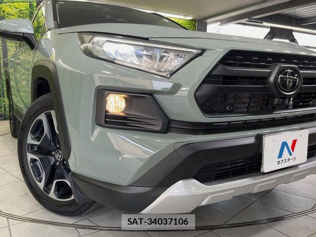 Toyota RAV4 2020-09 8209818-13
