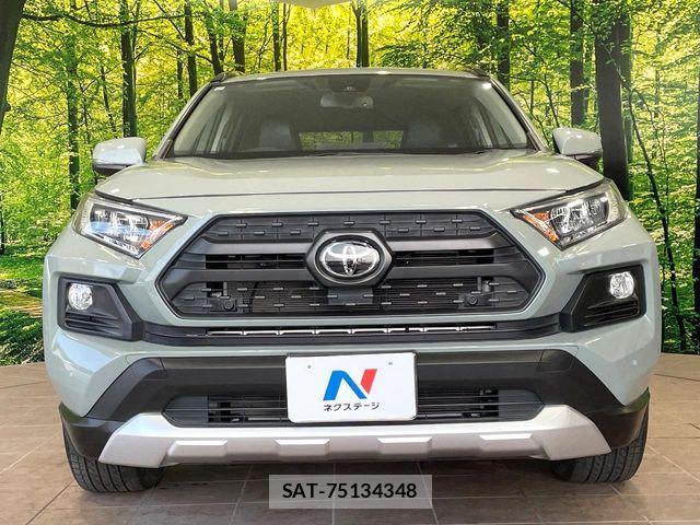 Toyota RAV4 2019-12 8209809-13