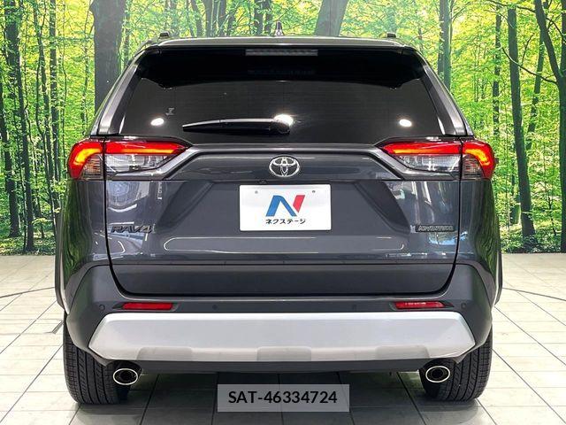 Toyota RAV4 2023-06 8209797-14