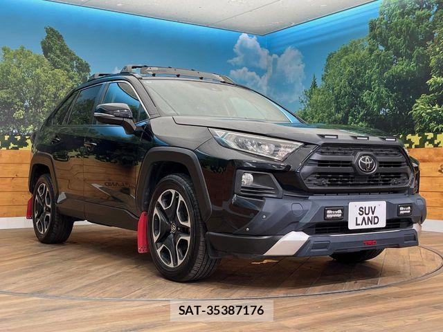 Toyota RAV4 2019-05 8209819-17