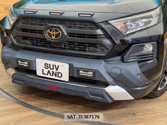 Toyota RAV4 2019-05 8209819-2