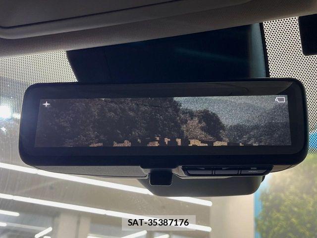 Toyota RAV4 2019-05 8209819-5