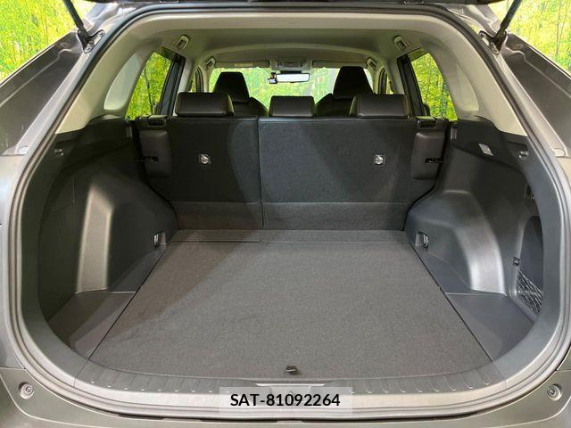 Toyota RAV4 2021-08 8209795-10