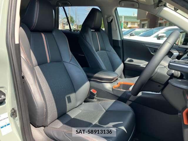 Toyota RAV4 2022-03 8209806-28