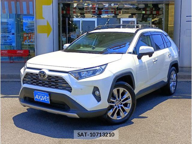 Toyota RAV4 2021-03 8209812-0