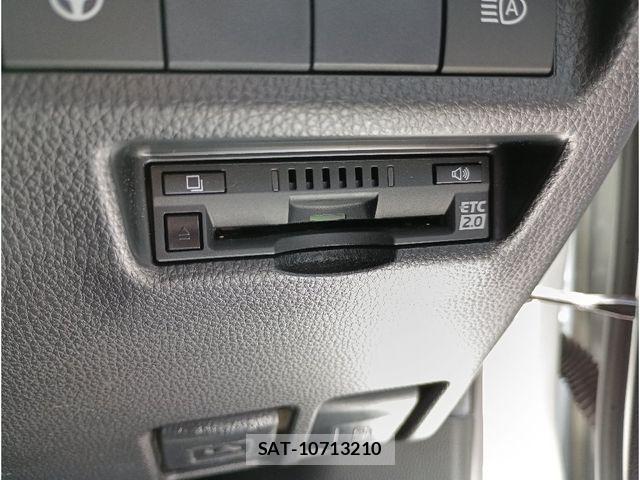 Toyota RAV4 2021-03 8209812-23
