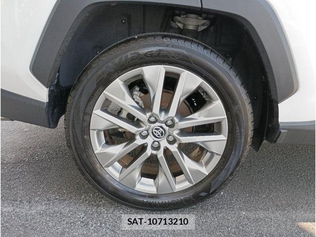 Toyota RAV4 2021-03 8209812-27
