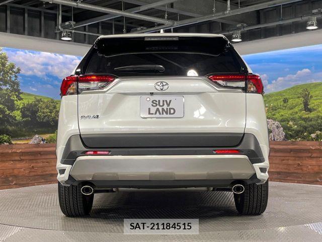Toyota RAV4 2023-03 8209789-16