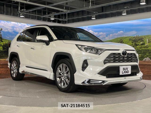 Toyota RAV4 2023-03 8209789-17