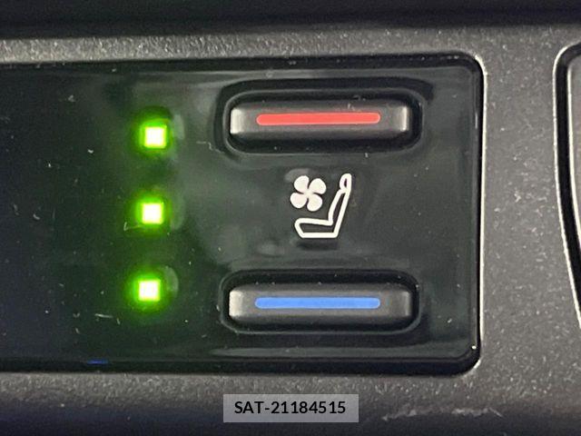 Toyota RAV4 2023-03 8209789-8