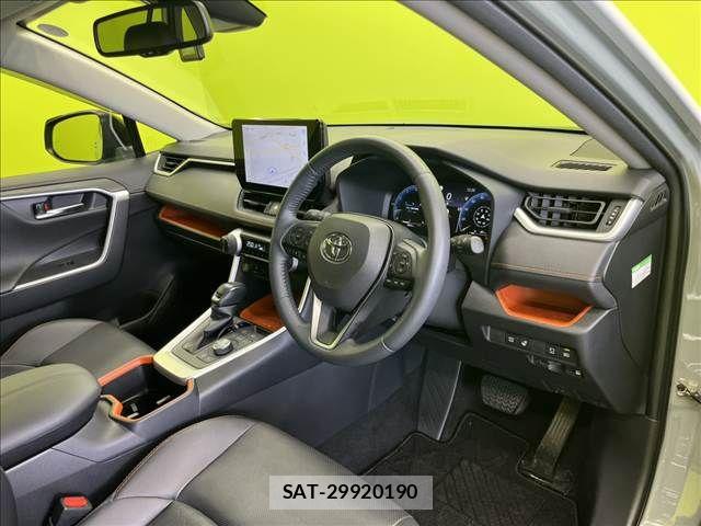 Toyota RAV4 2023-01 8209794-19