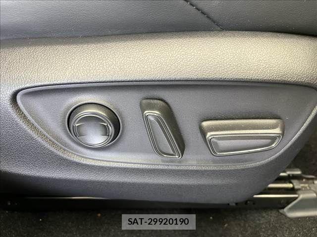 Toyota RAV4 2023-01 8209794-23