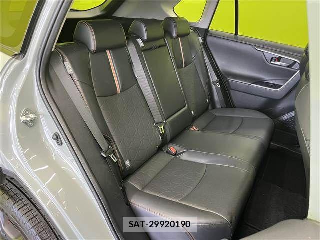 Toyota RAV4 2023-01 8209794-26