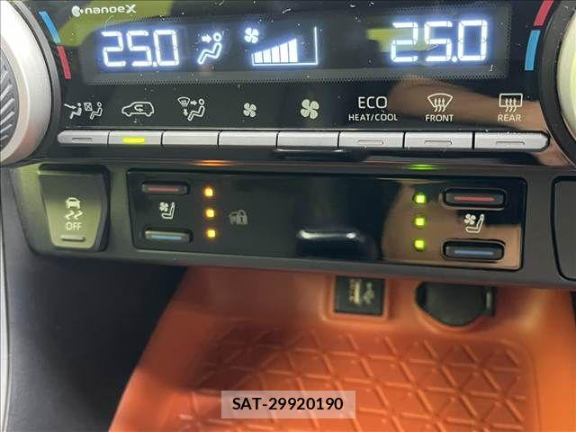 Toyota RAV4 2023-01 8209794-6