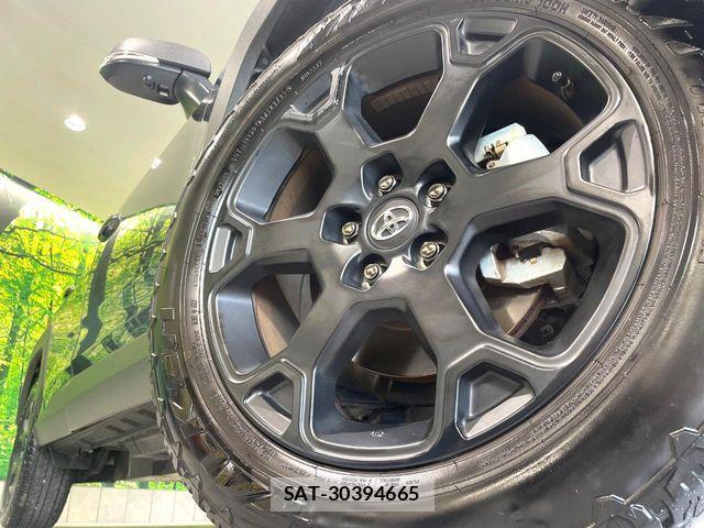 Toyota RAV4 2025-09 8209791-12