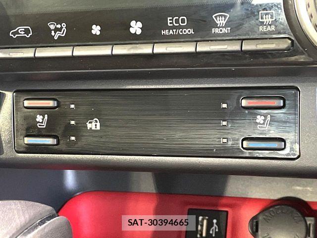 Toyota RAV4 2025-09 8209791-6