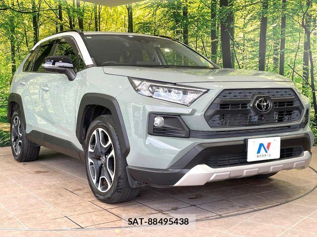 Toyota RAV4 2021-07 8209801-15