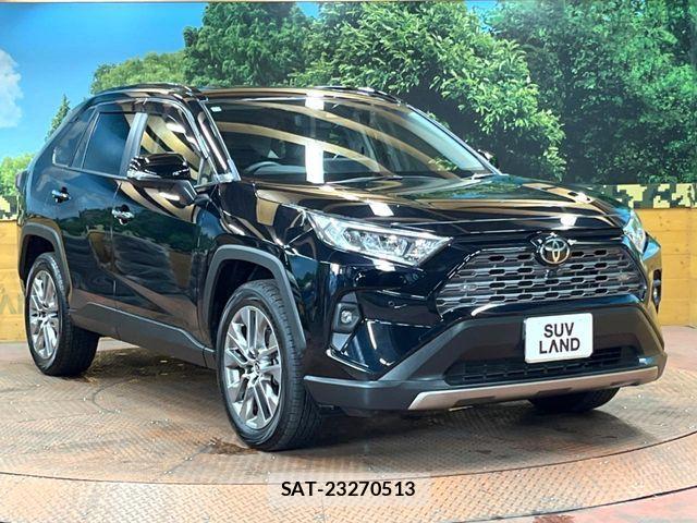 Toyota RAV4 2024-06 8209788-15