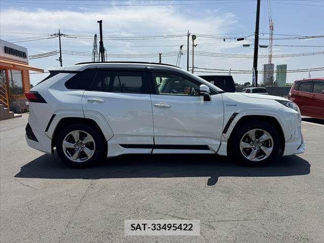 Toyota RAV4 2019-07 8209810-11