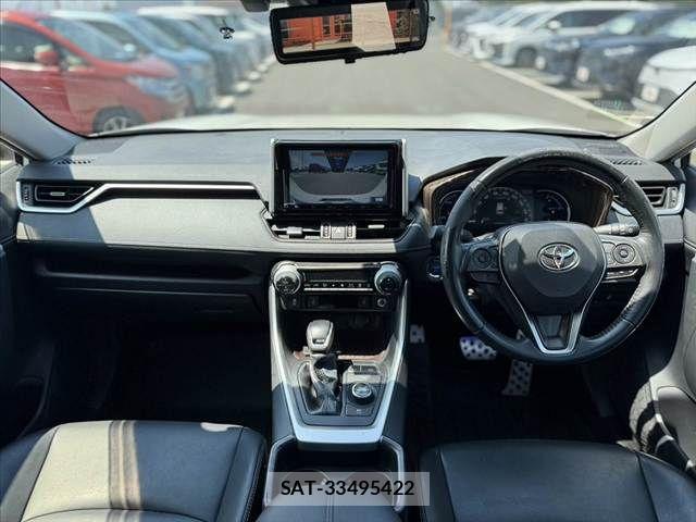 Toyota RAV4 2019-07 8209810-1