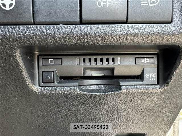 Toyota RAV4 2019-07 8209810-4