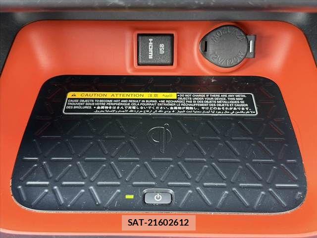 Toyota RAV4 2020-03 8209821-5