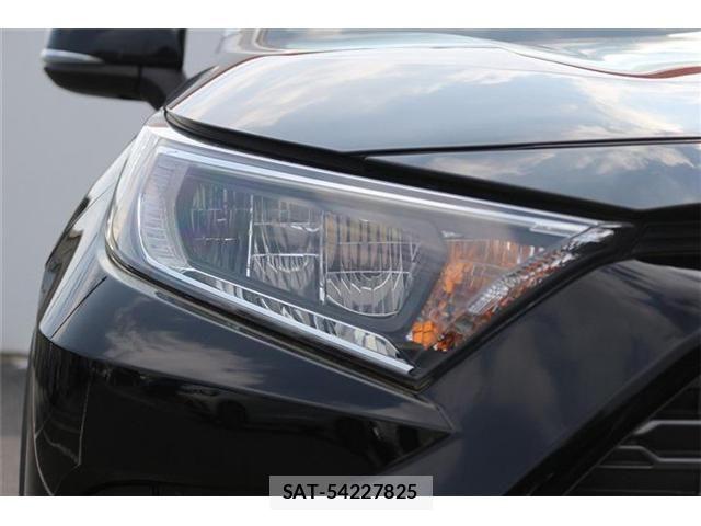 Toyota RAV4 2020-01 8209820-10