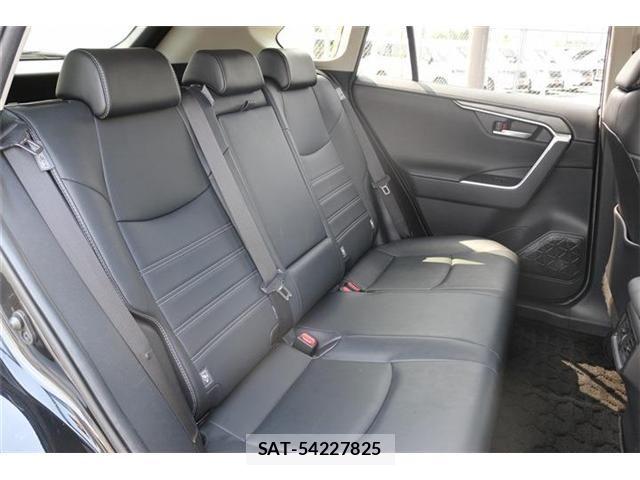 Toyota RAV4 2020-01 8209820-14