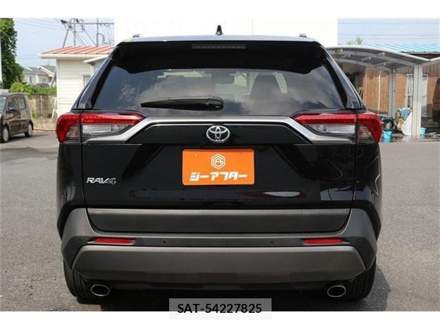 Toyota RAV4 2020-01 8209820-8