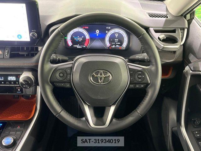 Toyota RAV4 2022-12 8209803-10