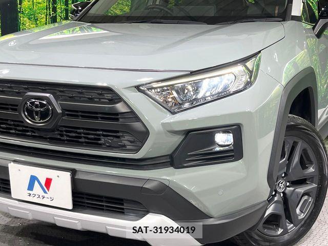 Toyota RAV4 2022-12 8209803-11