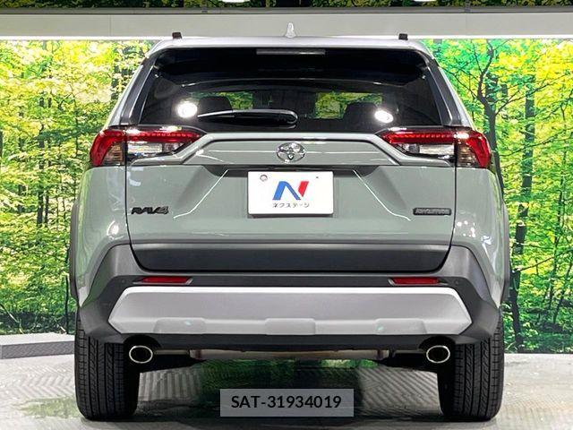 Toyota RAV4 2022-12 8209803-14
