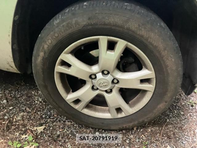 Toyota RAV4 2011-07 8209822-3