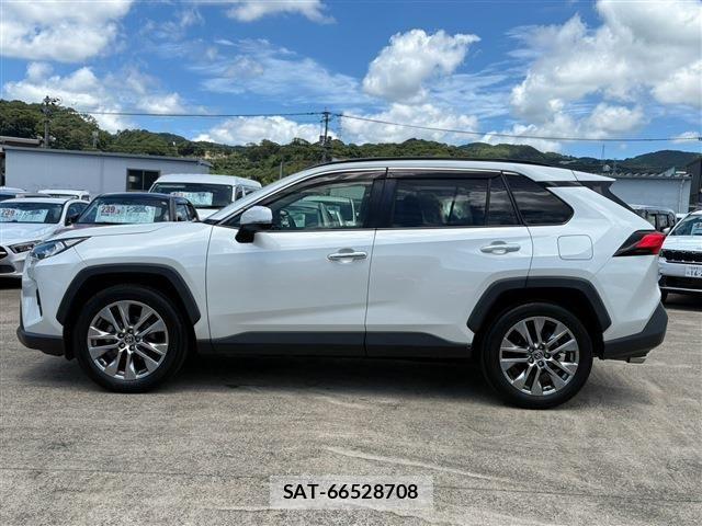 Toyota RAV4 2022-09 8209799-16