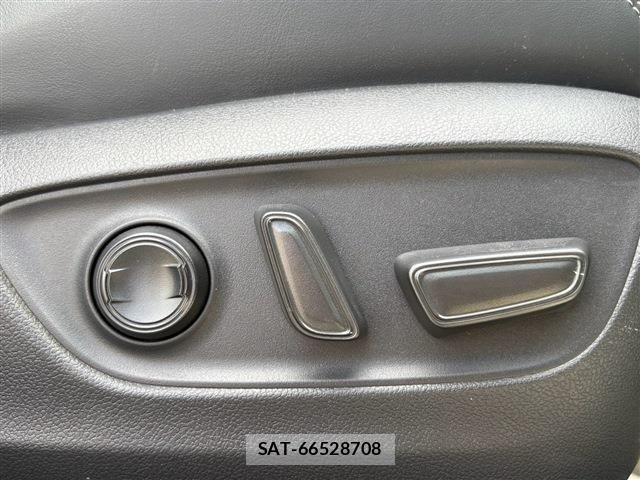 Toyota RAV4 2022-09 8209799-22