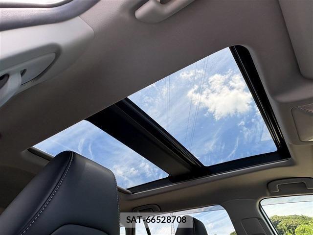 Toyota RAV4 2022-09 8209799-25