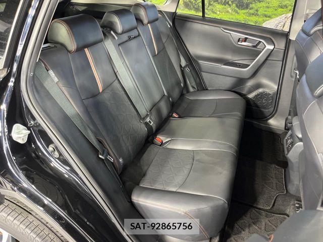 Toyota RAV4 2021-08 8209811-9