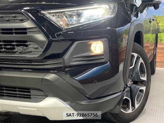 Toyota RAV4 2021-08 8209811-12